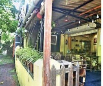 A cafe on the ground floor of a Golf Green home